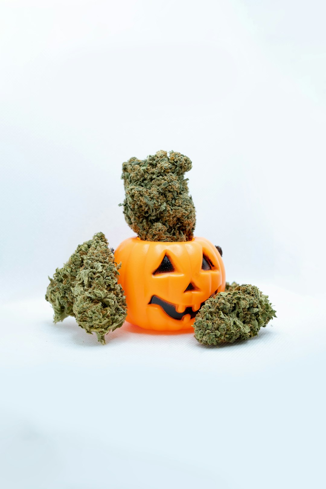 Свойства и преимущества сорта Chem OG феминизированных семян конопли