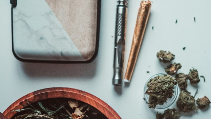 Конопля в Новокузнецке: виды, применение и особенности покупки